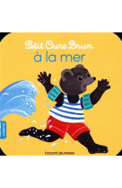 Petit ours brun a la mer